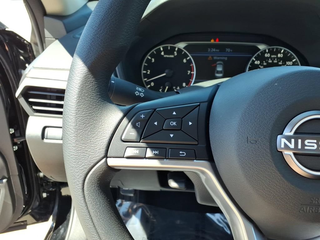 New 2026 Nissan Altima 2.5 SV FWD image 18