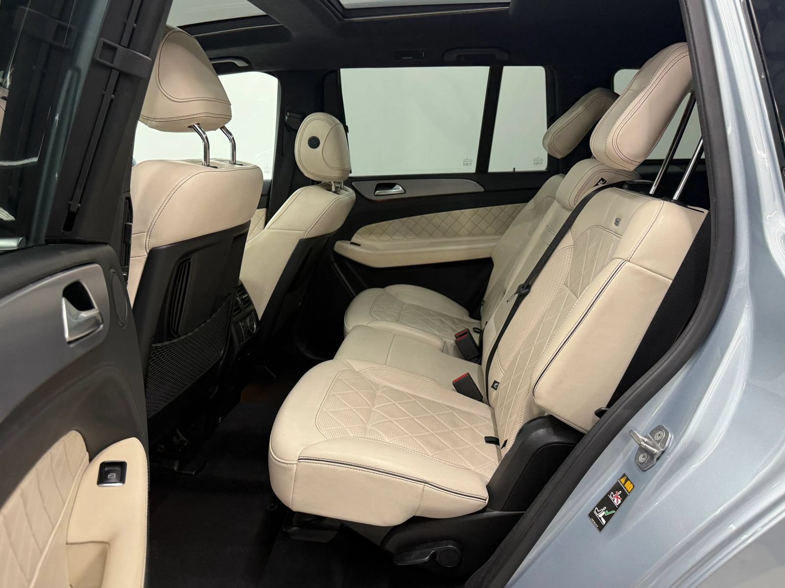 Used 2018 Mercedes-Benz GLS 450 4MATIC image 19