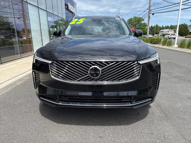 Certified 2025 Volvo XC90 B6 Plus AWD/4WD image 7
