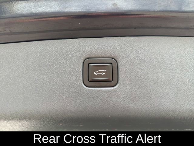 Used 2020 Chevrolet Blazer LT image 19