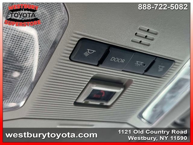 Used 2024 Toyota RAV4 XLE AWD/4WD image 33