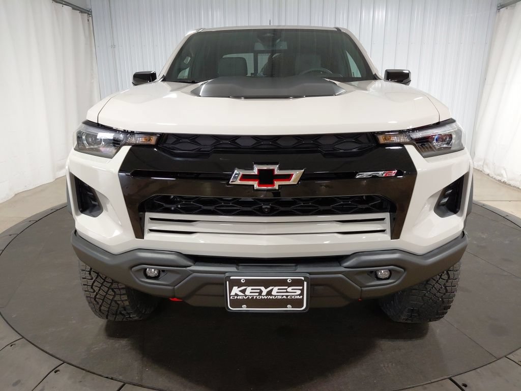 New 2026 Chevrolet Colorado ZR2 AWD/4WD image 12