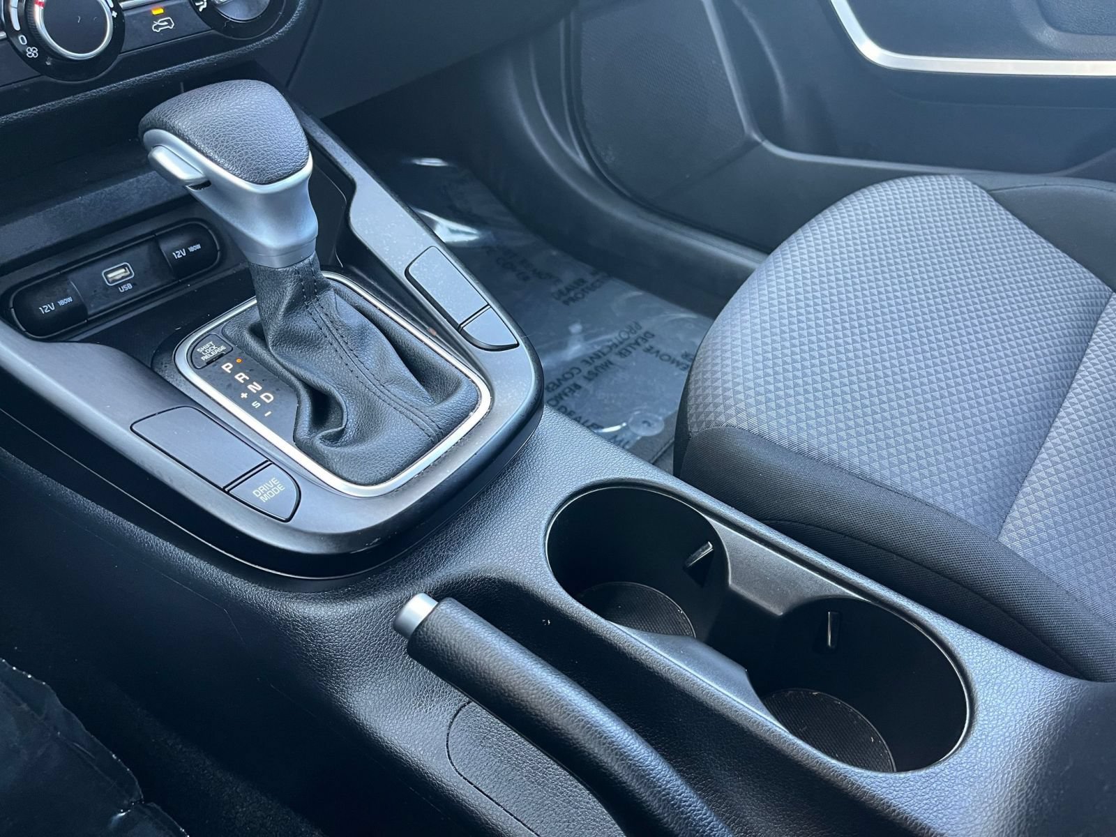Used 2025 Kia Soul LX w/ LX Technology Package FWD image 46