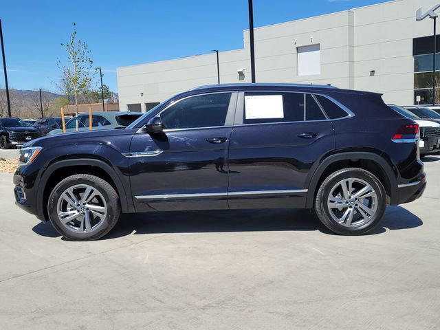 Used 2024 Volkswagen Atlas Cross Sport SEL R-Line image 2