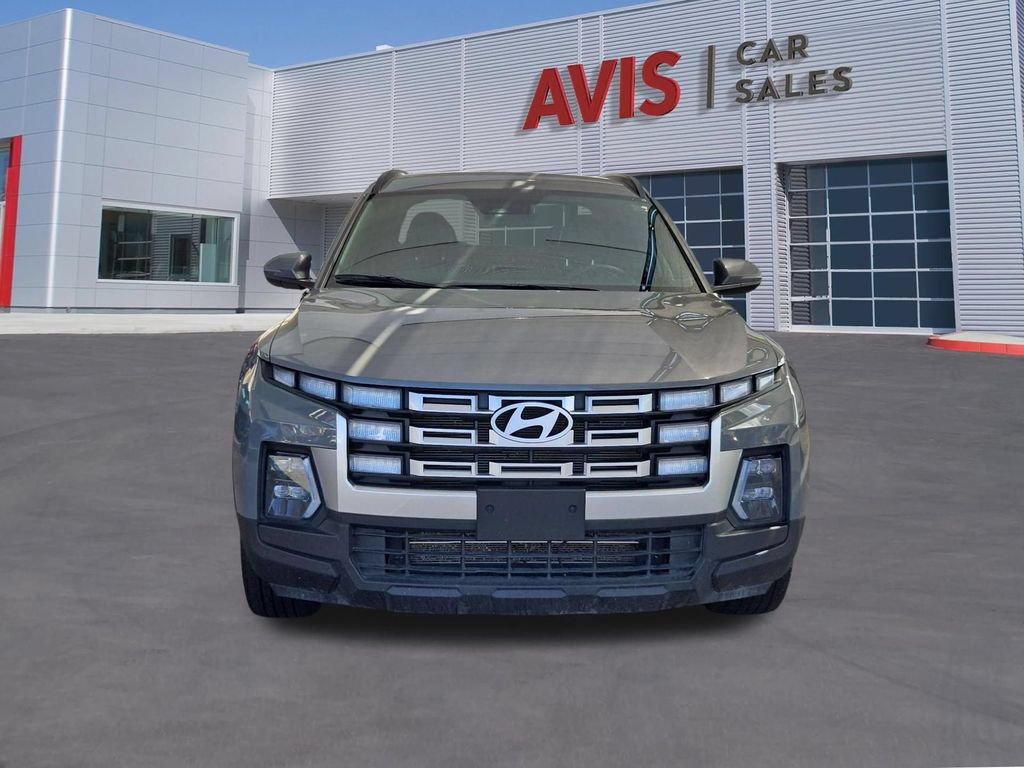 Used 2025 Hyundai Santa Cruz SEL AWD/4WD image 2