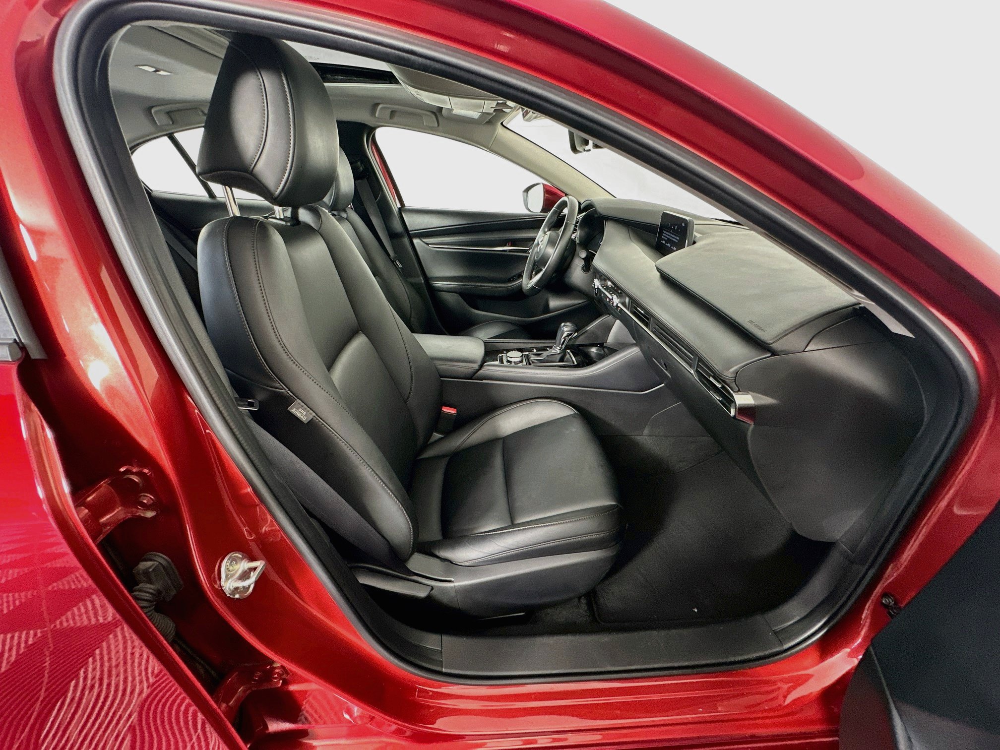 Used 2025 MAZDA MAZDA3 s FWD image 32