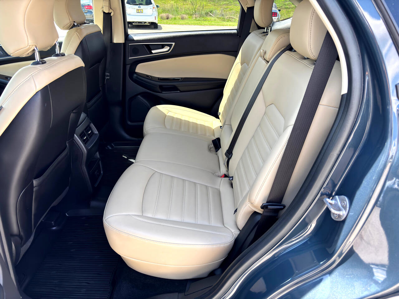 Used 2019 Ford Edge SEL w/ Equipment Group 201A image 21