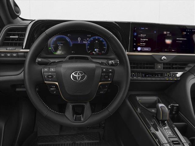 New 2026 Toyota Crown Signia AWD/4WD video 4