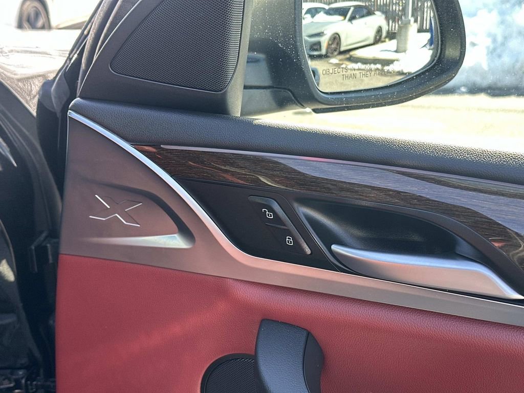 Used 2023 BMW X4 xDrive30i image 39