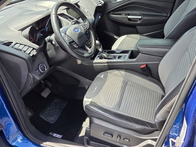 Used 2018 Ford Escape SE FWD image 8