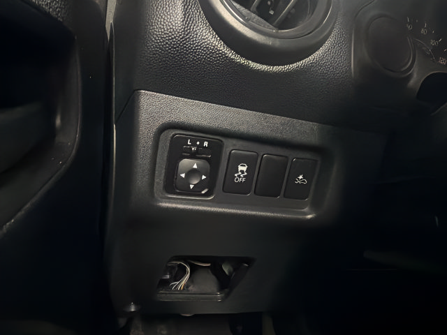 Used 2024 Mitsubishi Mirage ES FWD image 21