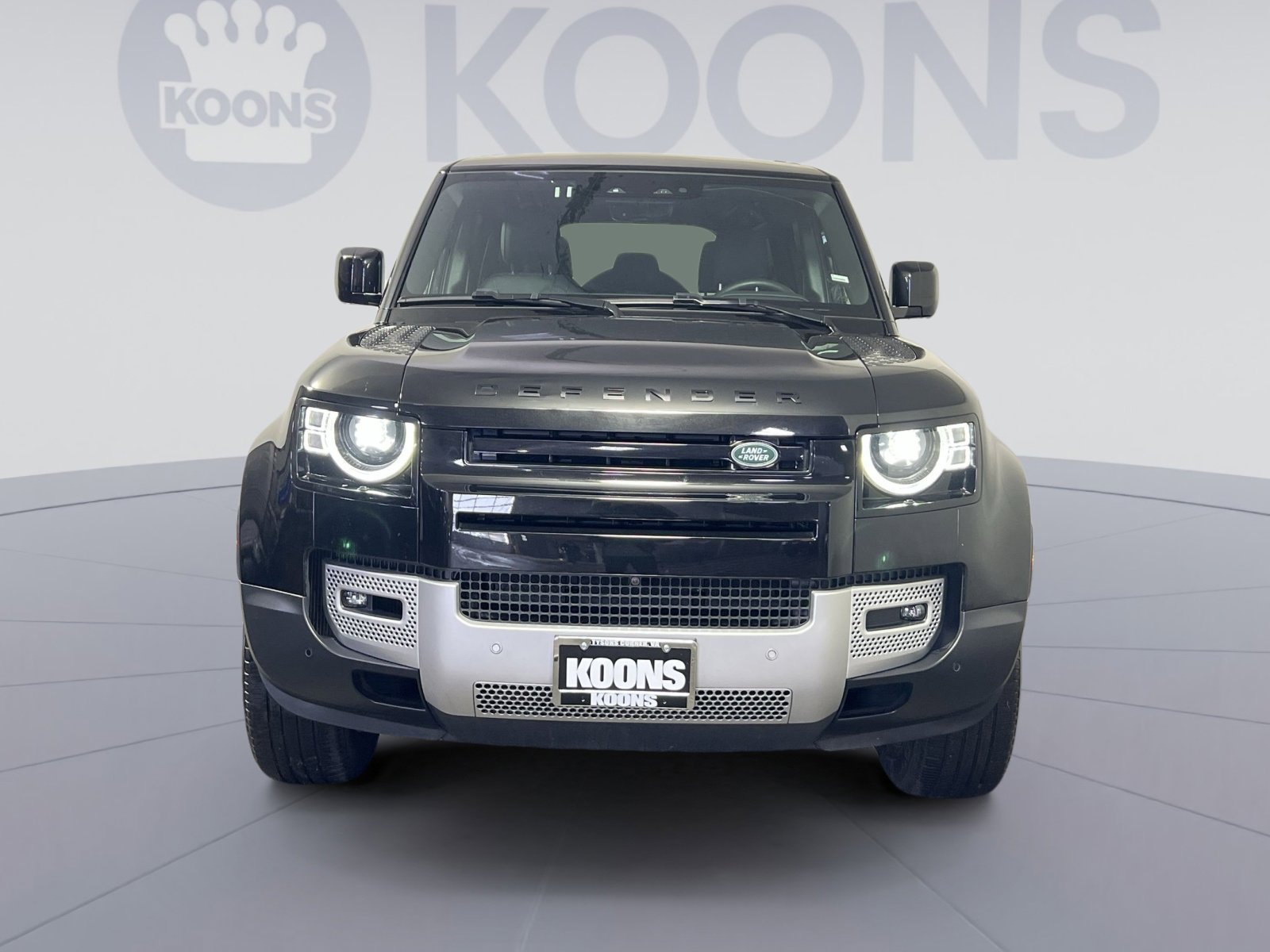 Used 2025 Land Rover Defender 110 S image 11