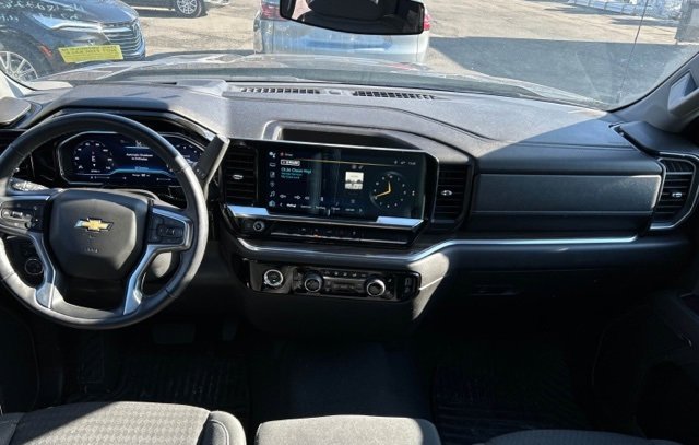 Used 2022 Chevrolet Silverado 1500 LT image 7