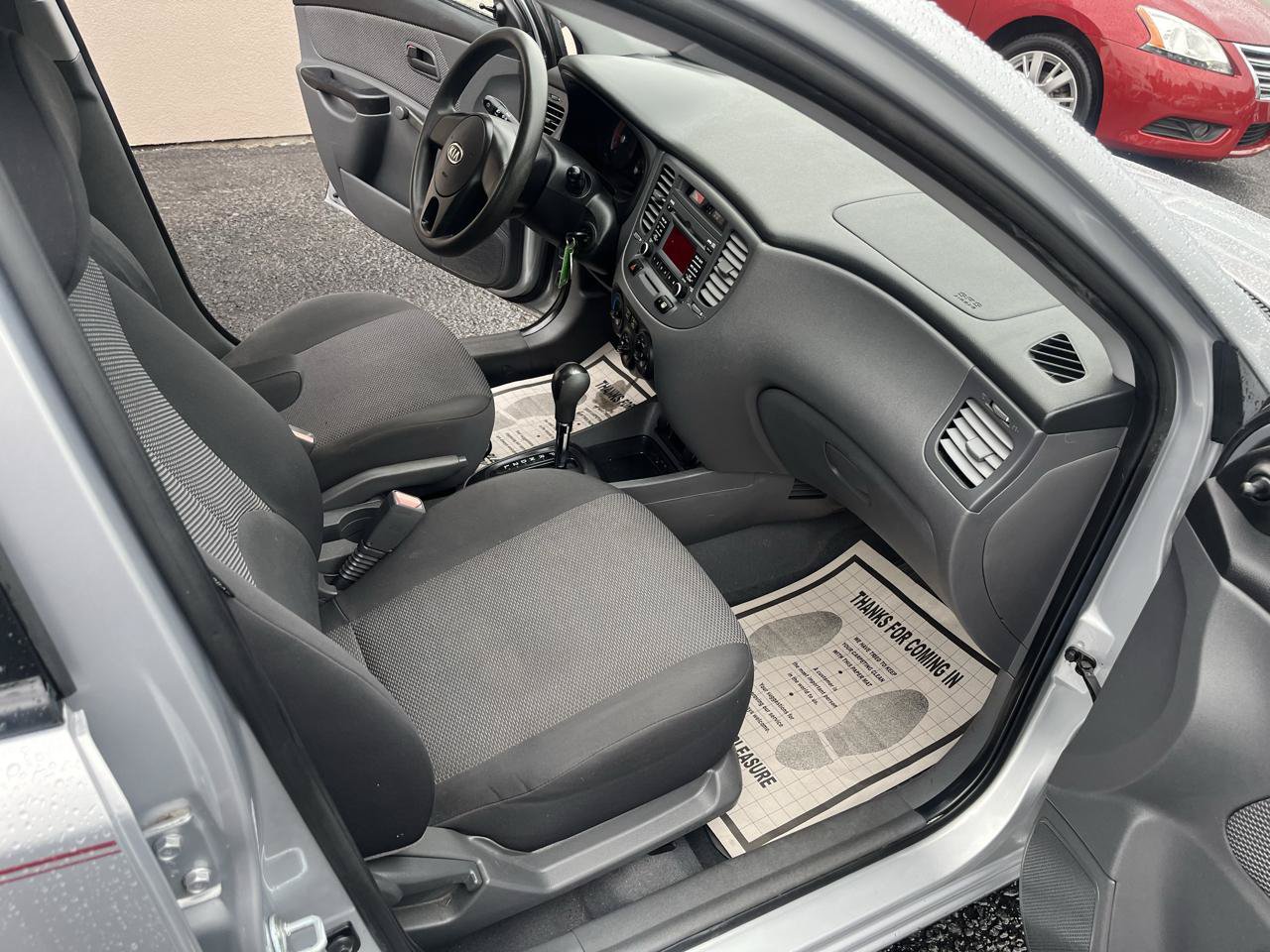 Used 2011 Kia Rio LX FWD image 28