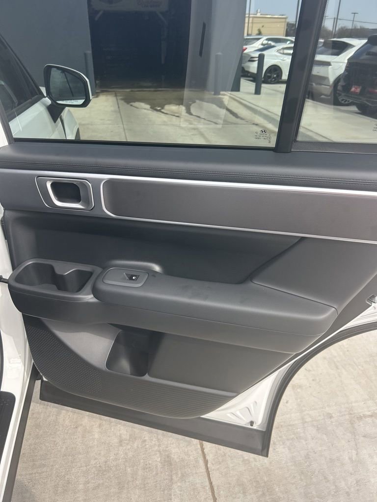 New 2026 Hyundai Santa Fe SE FWD image 15