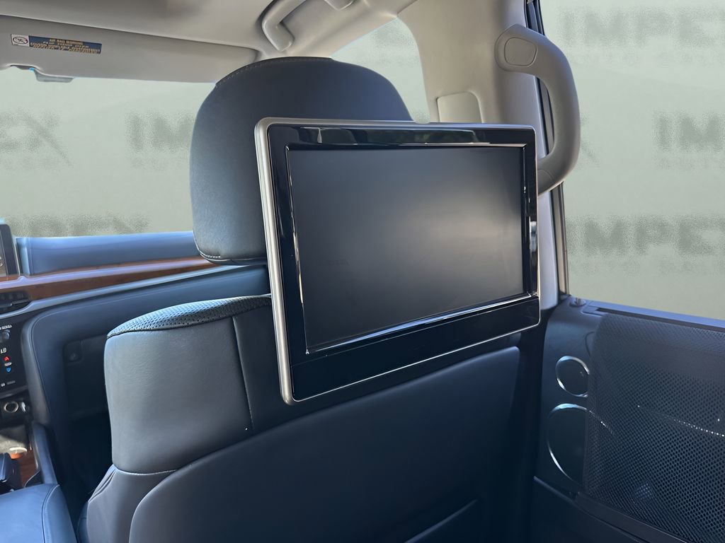 Used 2016 Lexus LX 570 4WD image 15