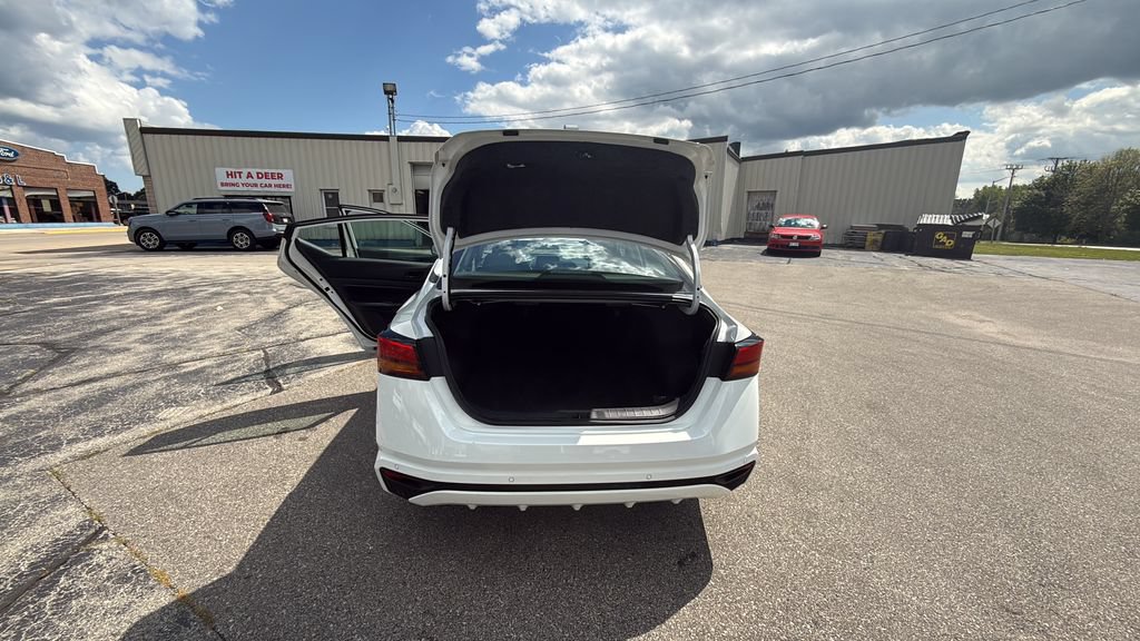Used 2025 Nissan Altima 2.5 SV FWD image 20