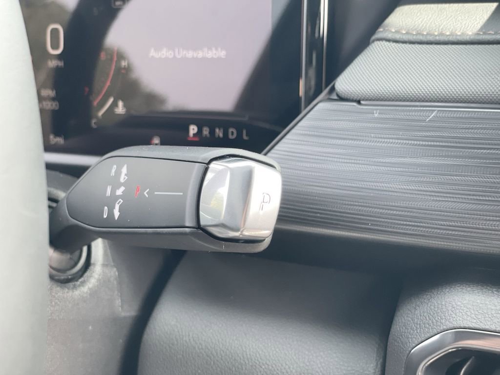 New 2026 GMC Acadia AT4 w/ Luxury Package image 23