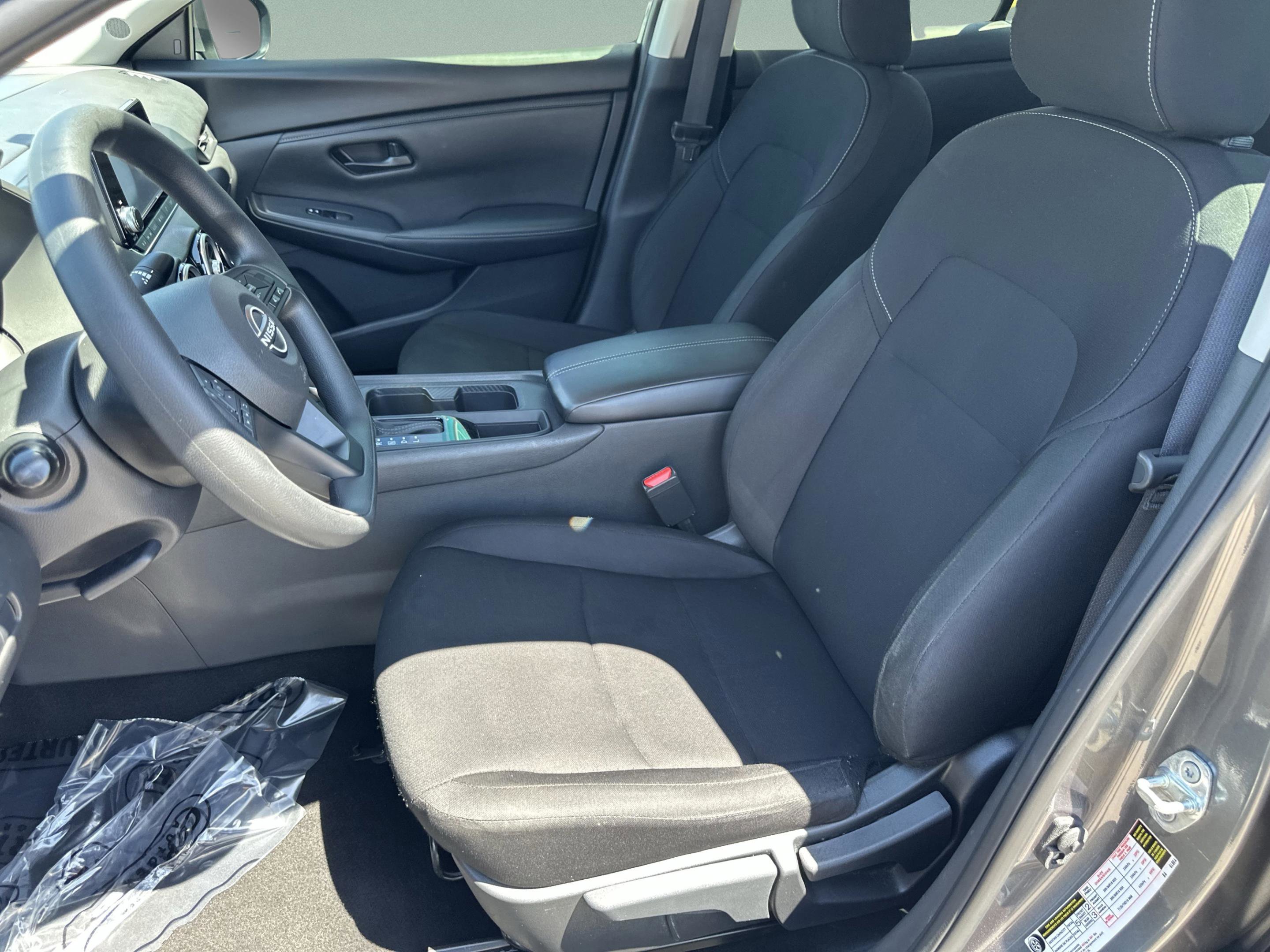 Certified 2025 Nissan Sentra S FWD image 19