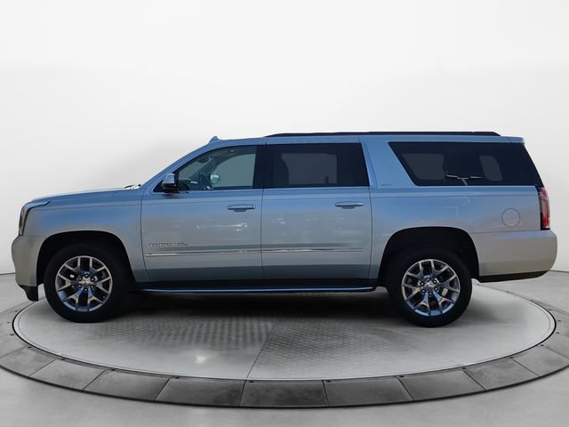 Used 2016 GMC Yukon XL SLT w/ Enhanced Security Package image 2