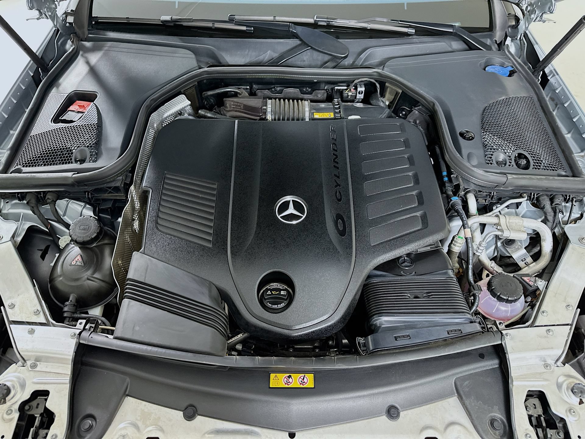 Certified 2023 Mercedes-Benz E 450 Cabriolet image 31
