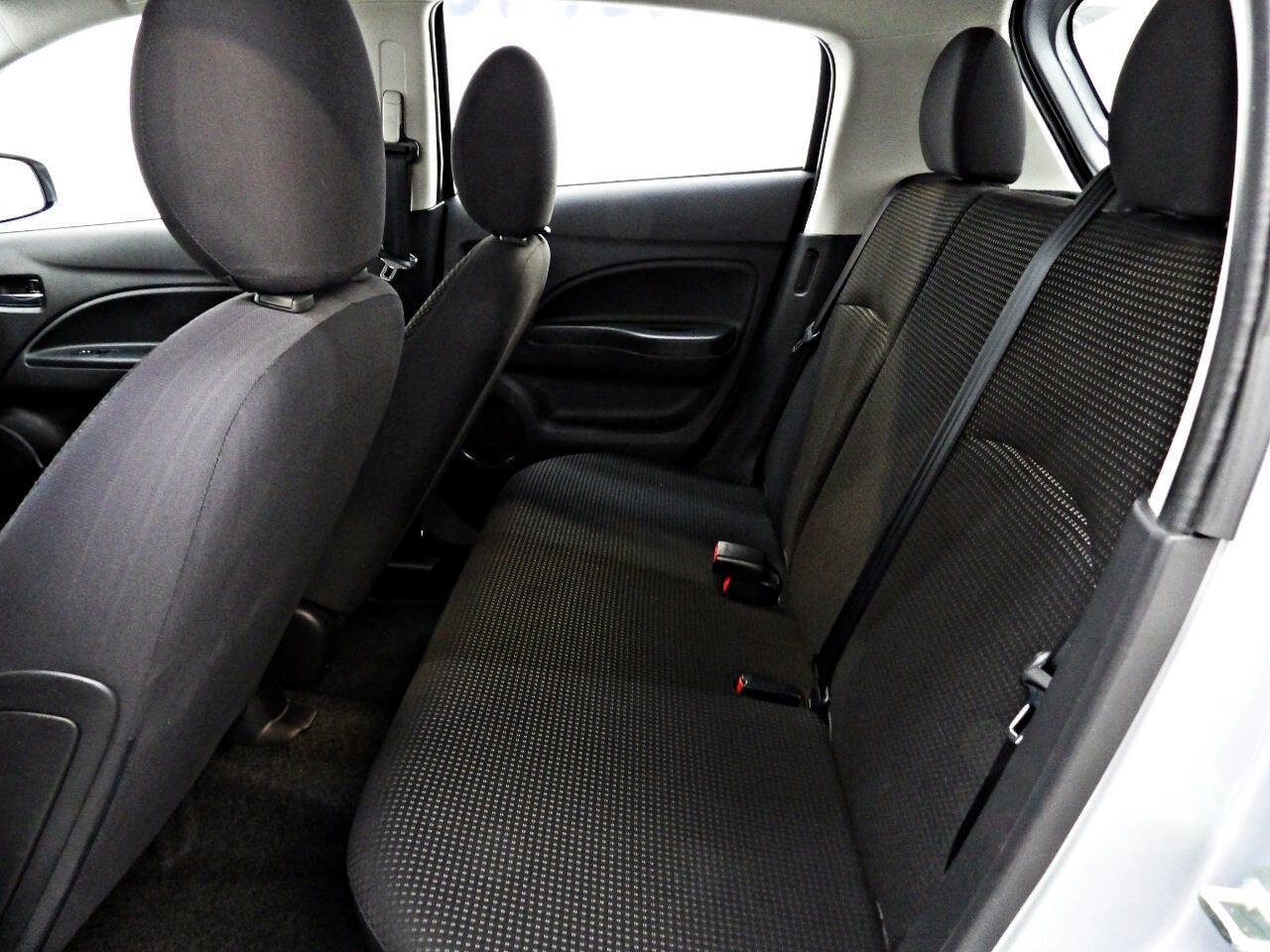 Used 2015 Mitsubishi Mirage ES image 10