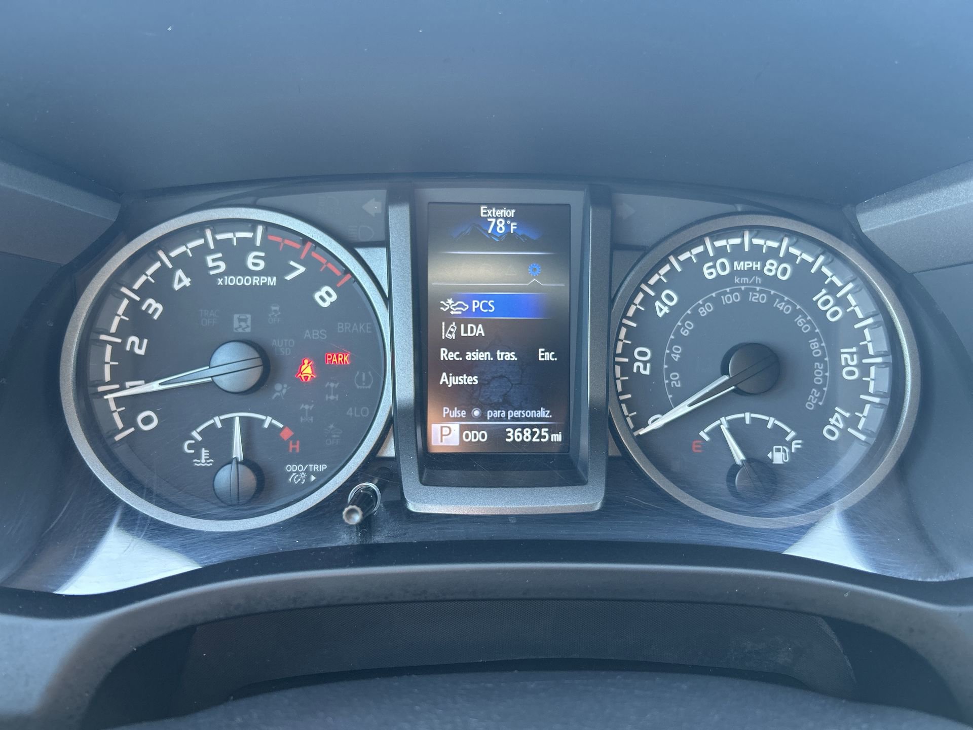Used 2023 Toyota Tacoma TRD Off-Road AWD/4WD image 10