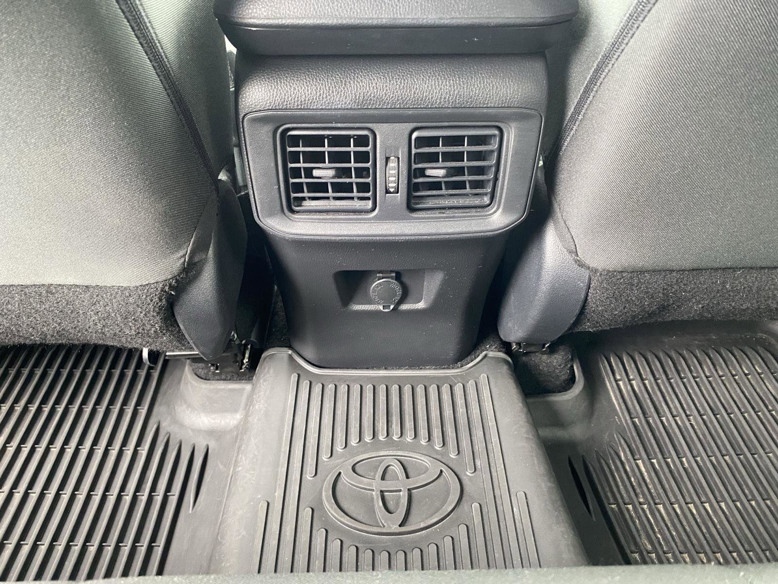 Used 2025 Toyota RAV4 LE image 23