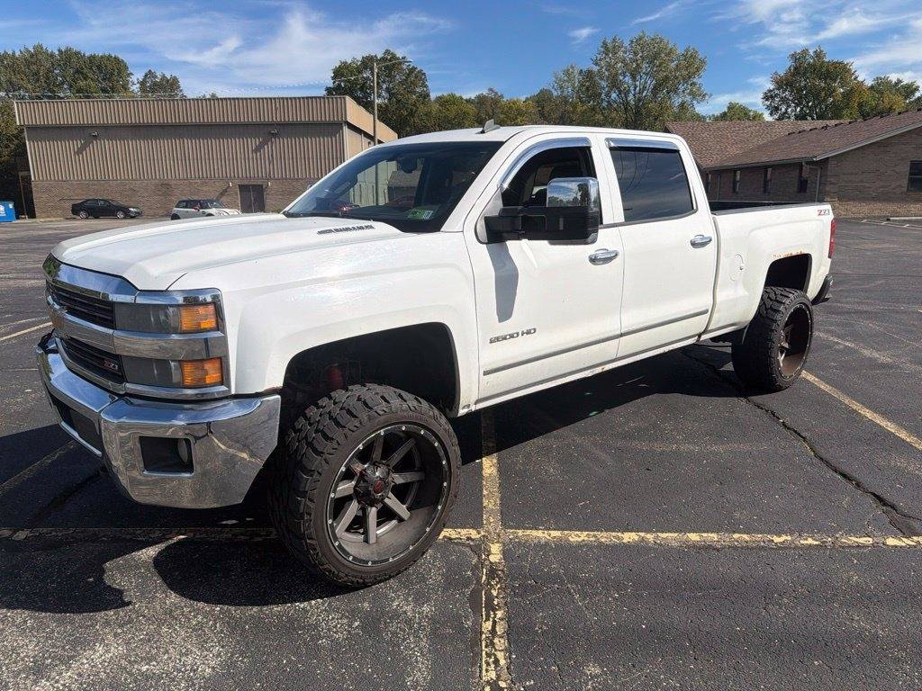 Used 2015 Chevrolet Silverado 2500 LTZ AWD/4WD image 3