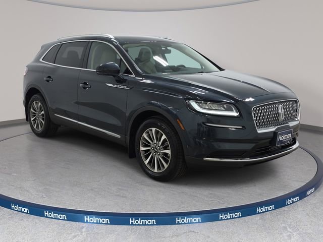Certified 2022 Lincoln Nautilus AWD w/ Premium Package image 3