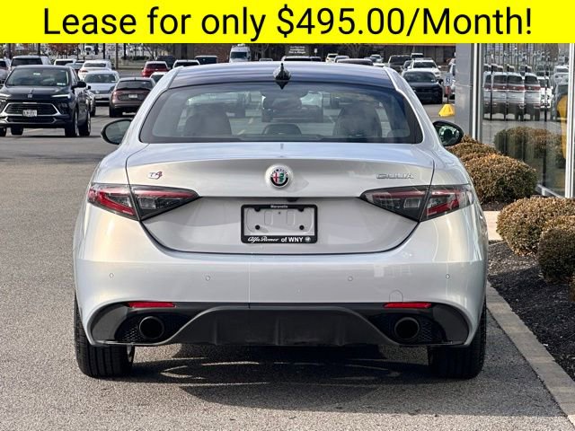 Used 2025 Alfa Romeo Giulia AWD w/ Driving Assist Package image 5