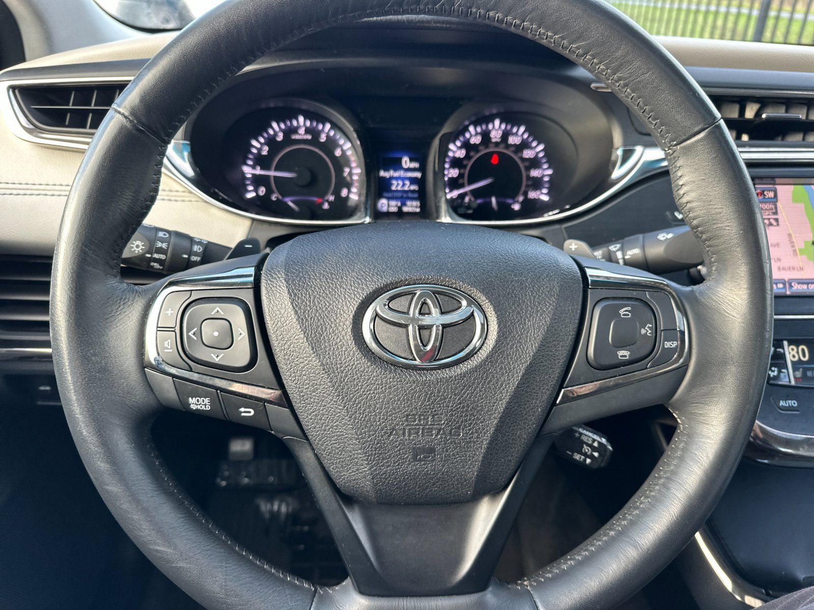 Used 2014 Toyota Avalon Limited image 23