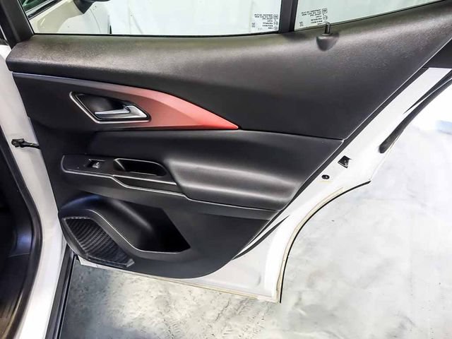 Used 2024 Chevrolet Equinox EV RS FWD image 30