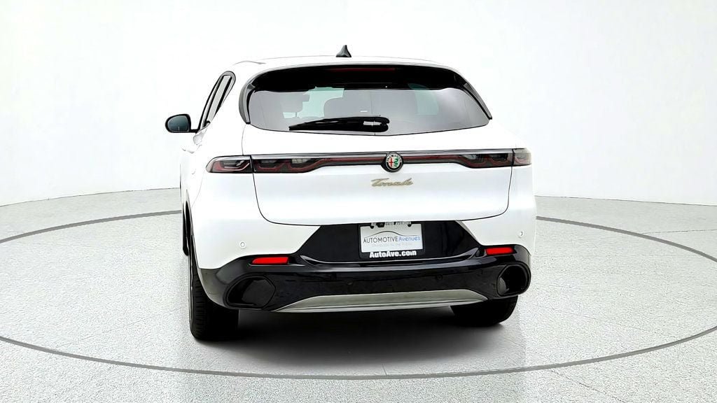 Used 2024 Alfa Romeo Tonale Ti AWD/4WD image 6