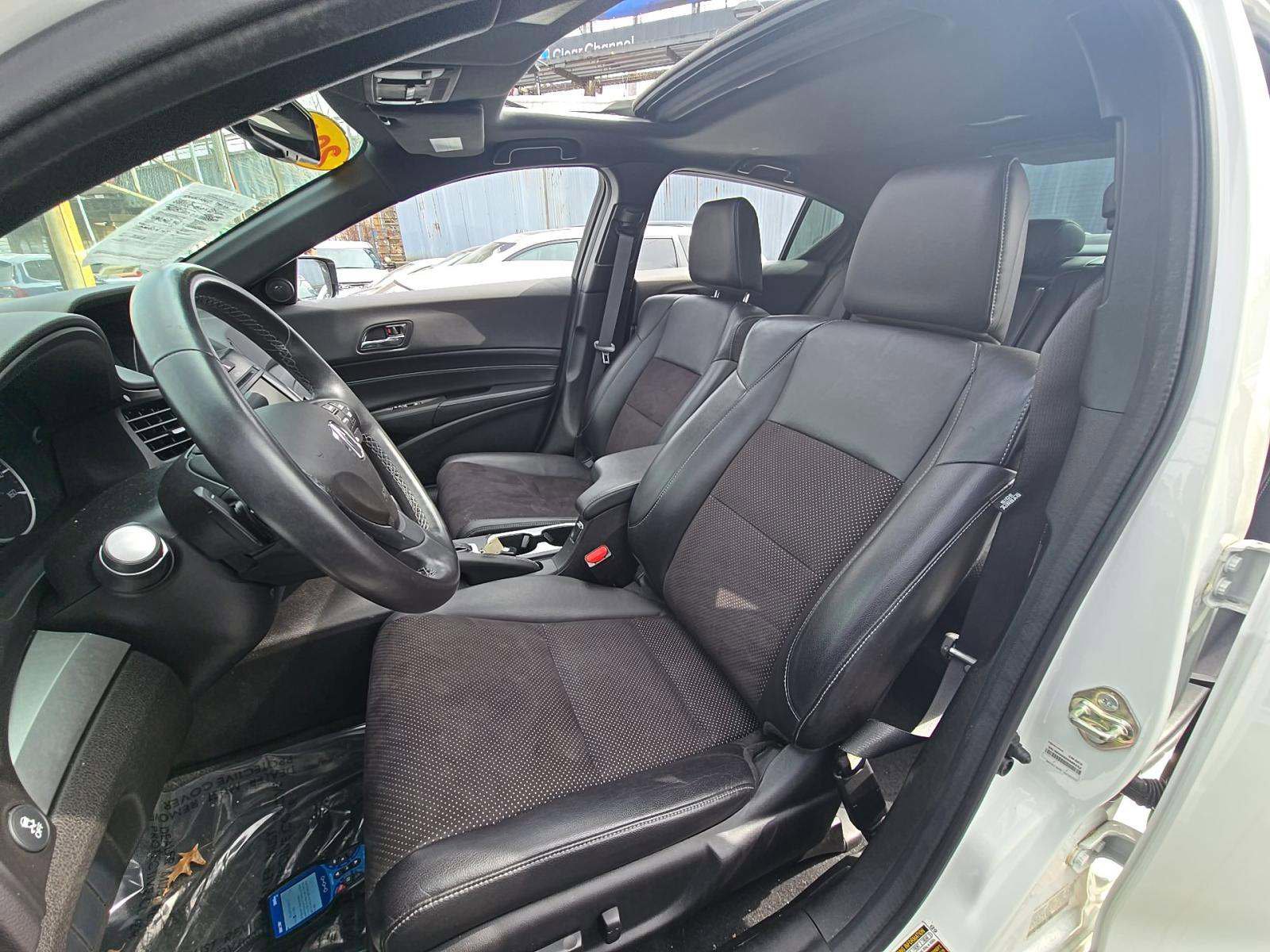 Used 2018 Acura ILX FWD image 7