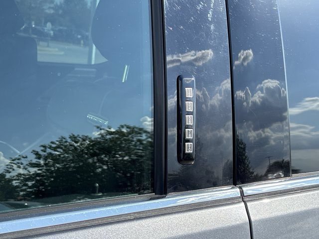 Used 2021 Ford F150 Platinum w/ Equipment Group 701A High AWD/4WD image 16