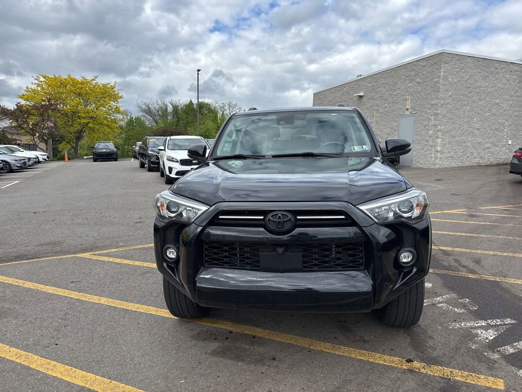 Used 2023 Toyota 4Runner SR5 Premium w/ Moonroof Package AWD/4WD image 37