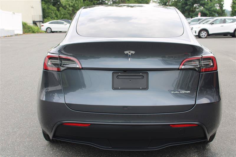 Used 2023 Tesla Model Y Long Range AWD/4WD image 6