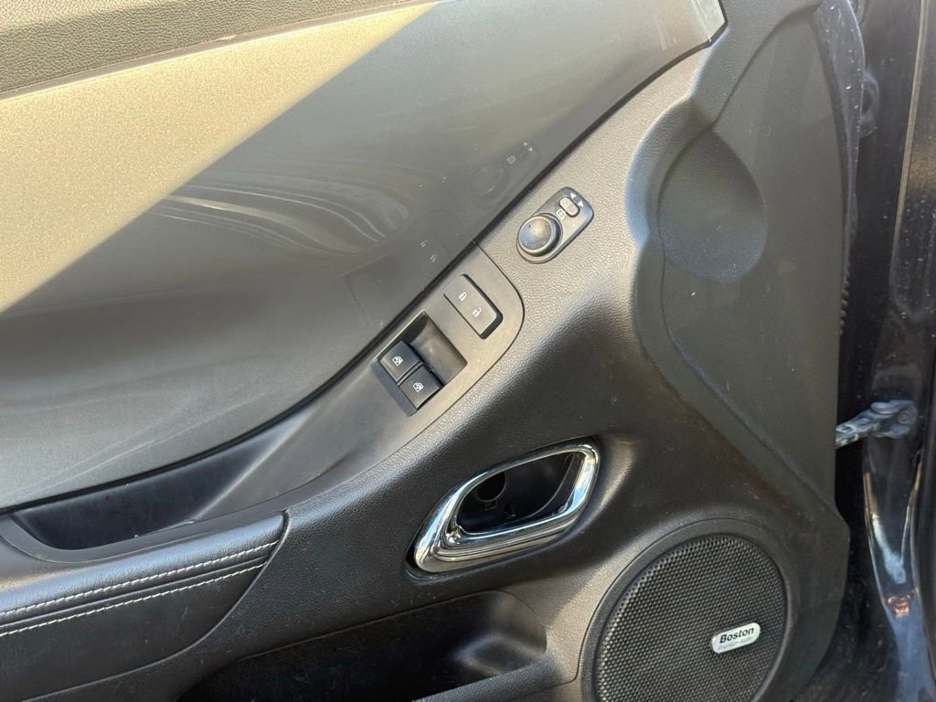 Used 2015 Chevrolet Camaro SS w/ RS Package image 9