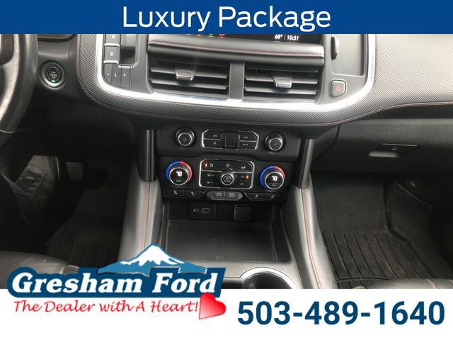 Used 2021 Chevrolet Suburban RST w/ Luxury Package image 20