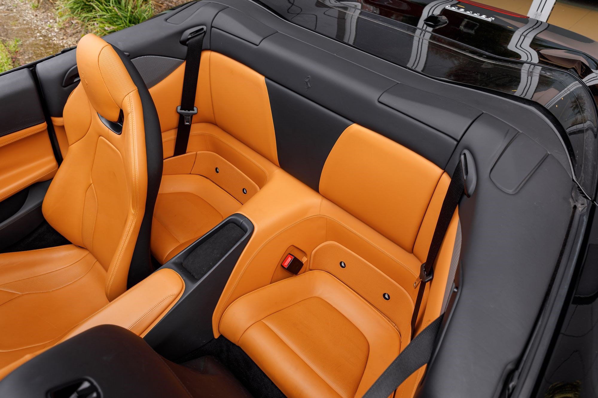 Used 2019 Ferrari Portofino RWD image 21