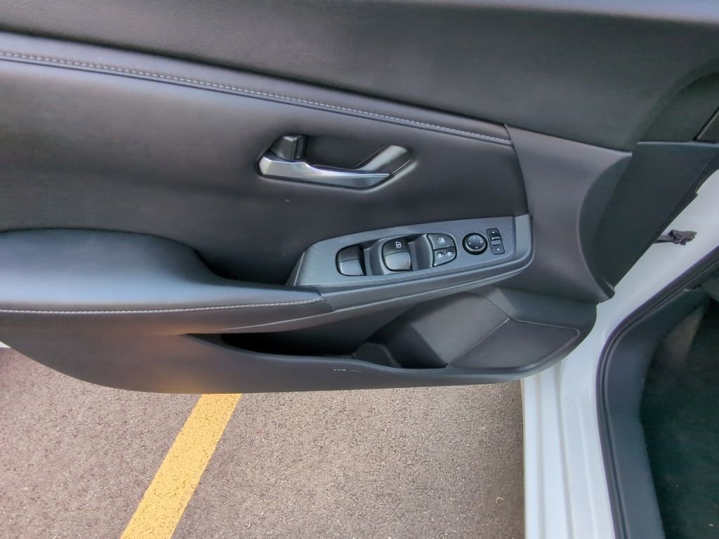 Used 2020 Nissan Sentra SV FWD image 8