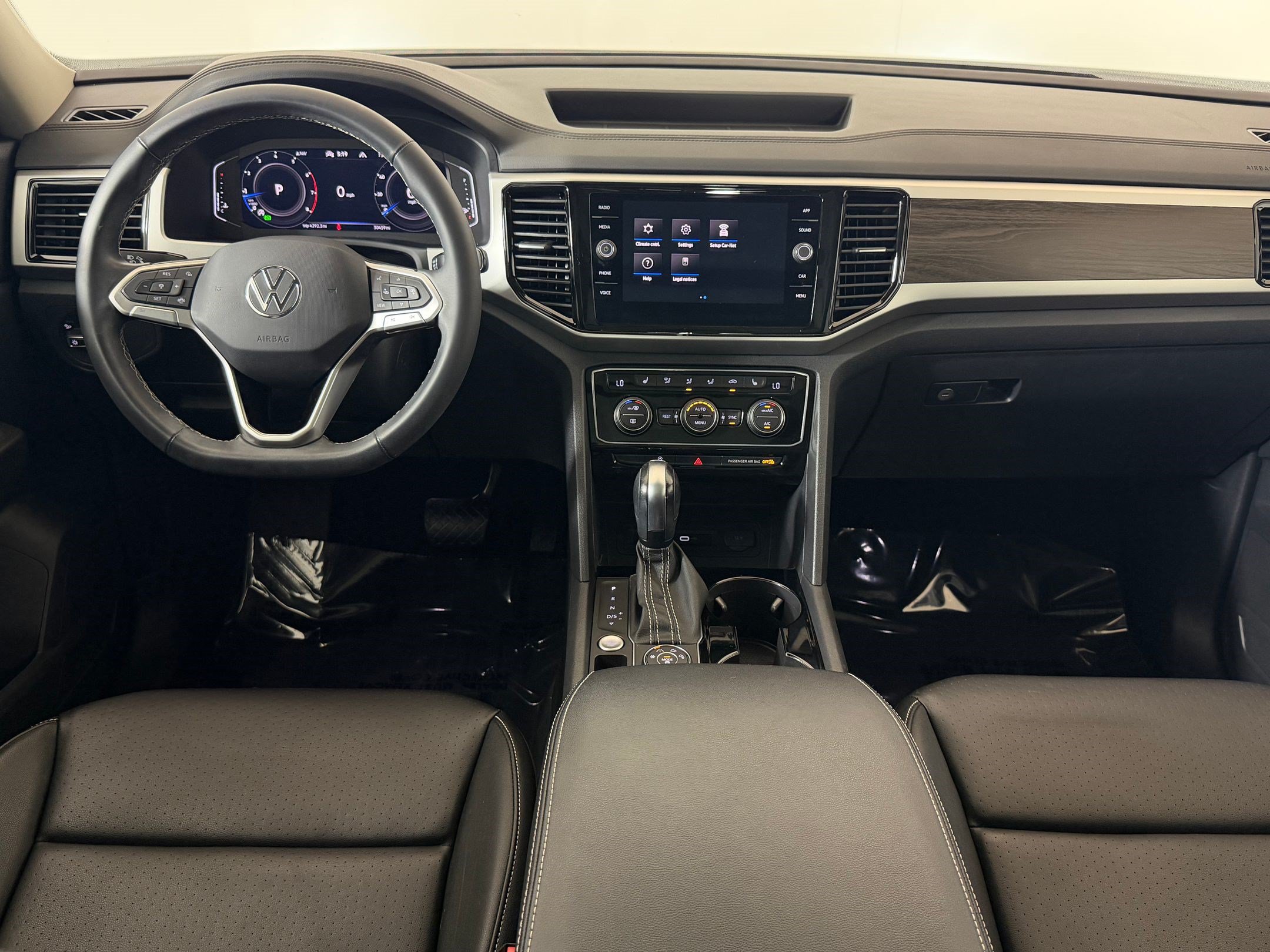 Used 2022 Volkswagen Atlas SE AWD/4WD image 25