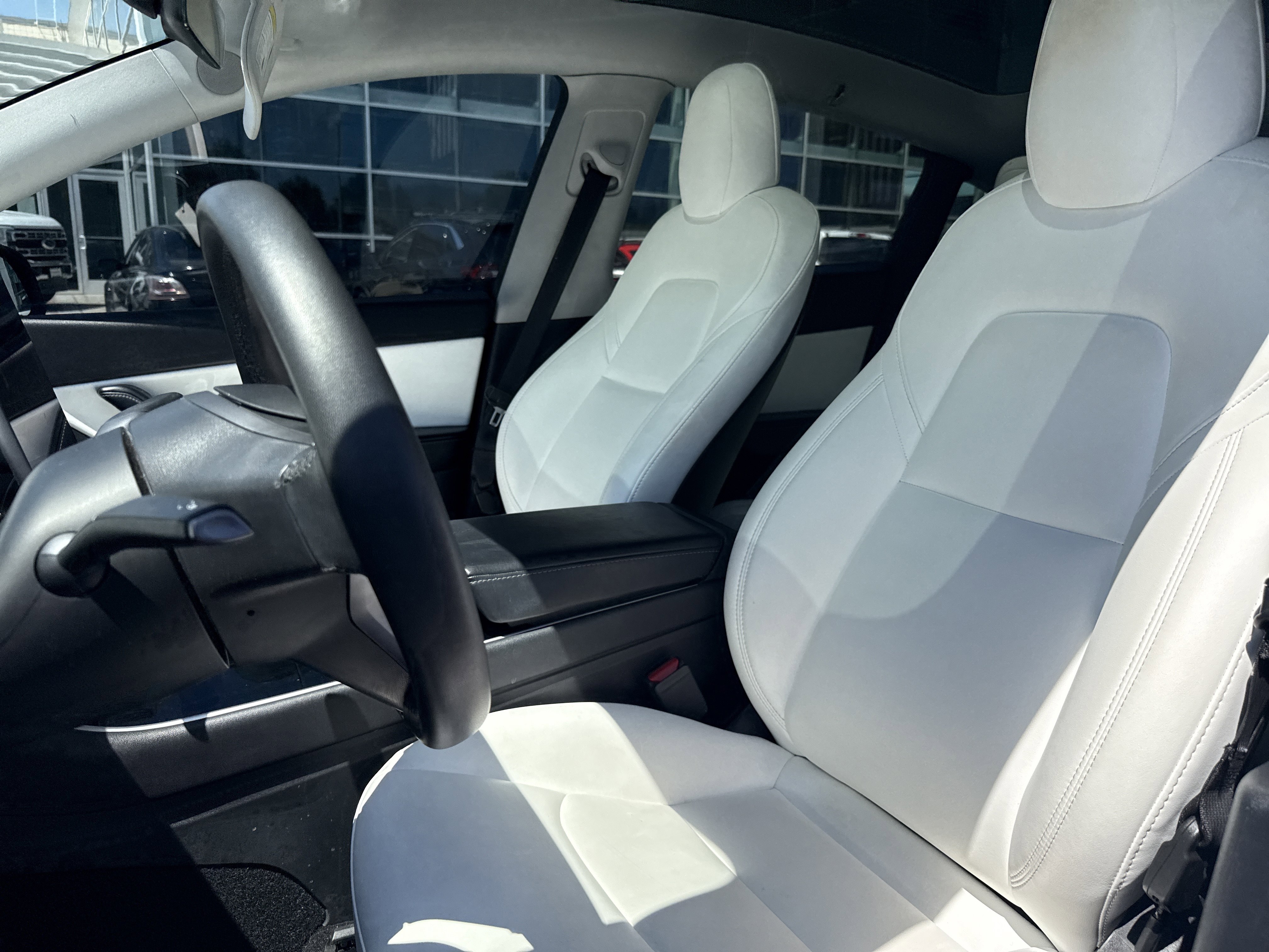 Used 2020 Tesla Model Y Performance AWD/4WD image 9