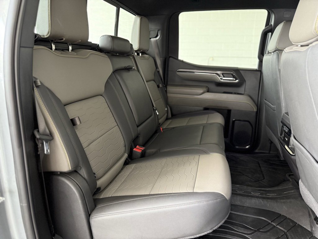Used 2024 Chevrolet Silverado 1500 ZR2 w/ Technology Package image 58