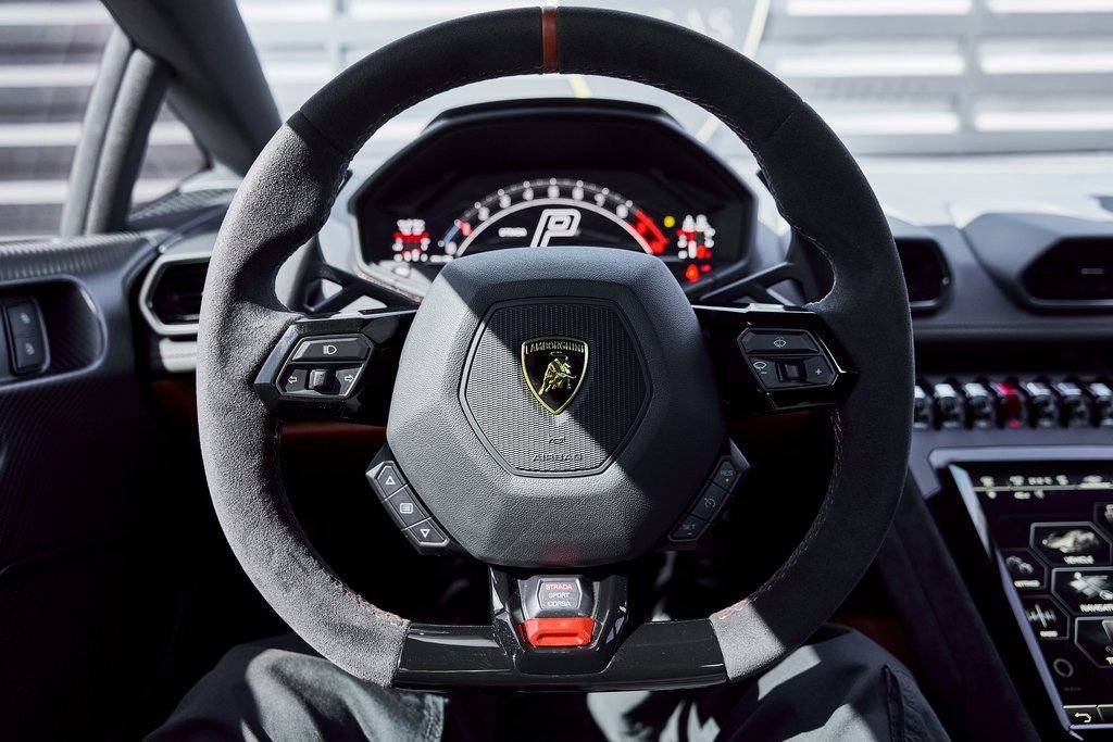 Used 2024 Lamborghini Huracan Tecnica image 53