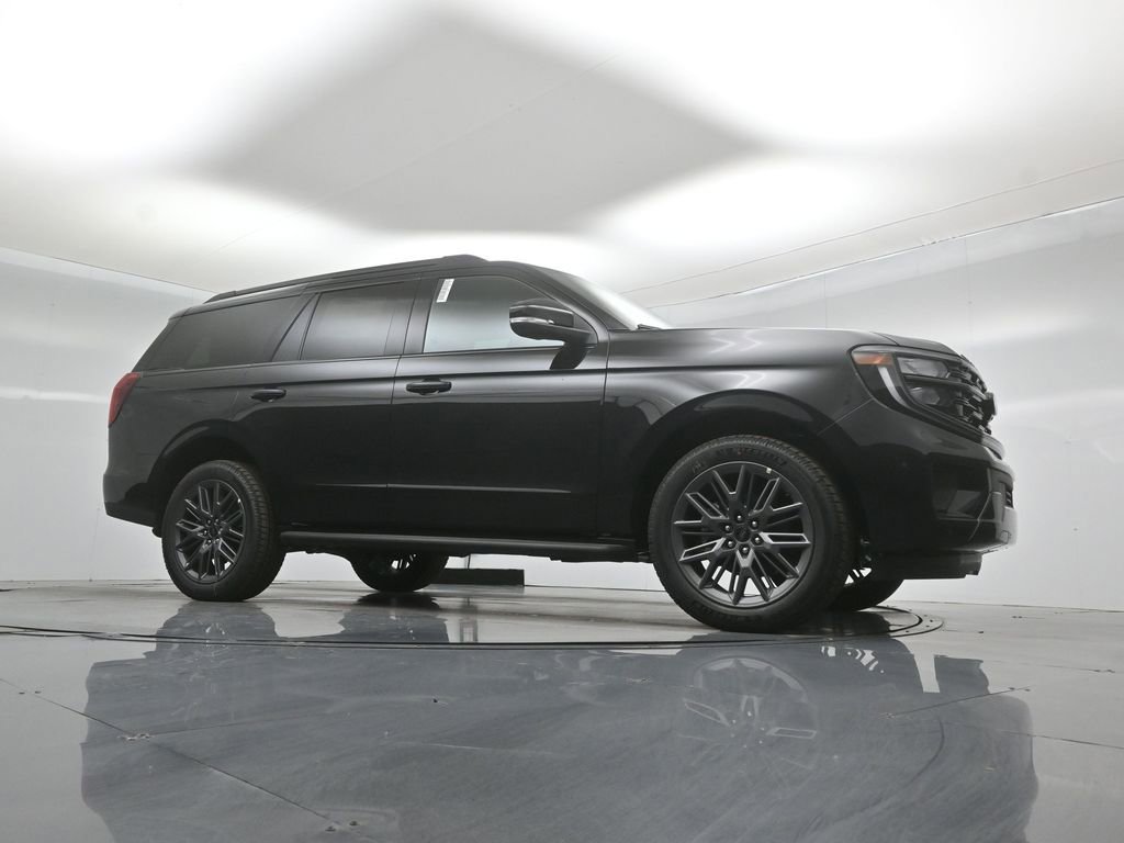 New 2026 Ford Expedition Platinum AWD/4WD image 3