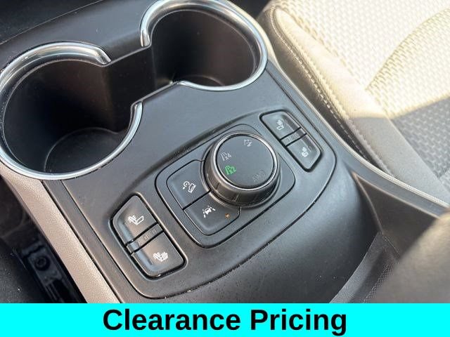 Used 2023 GMC Terrain SLE w/ Driver Convenience Package AWD/4WD image 25