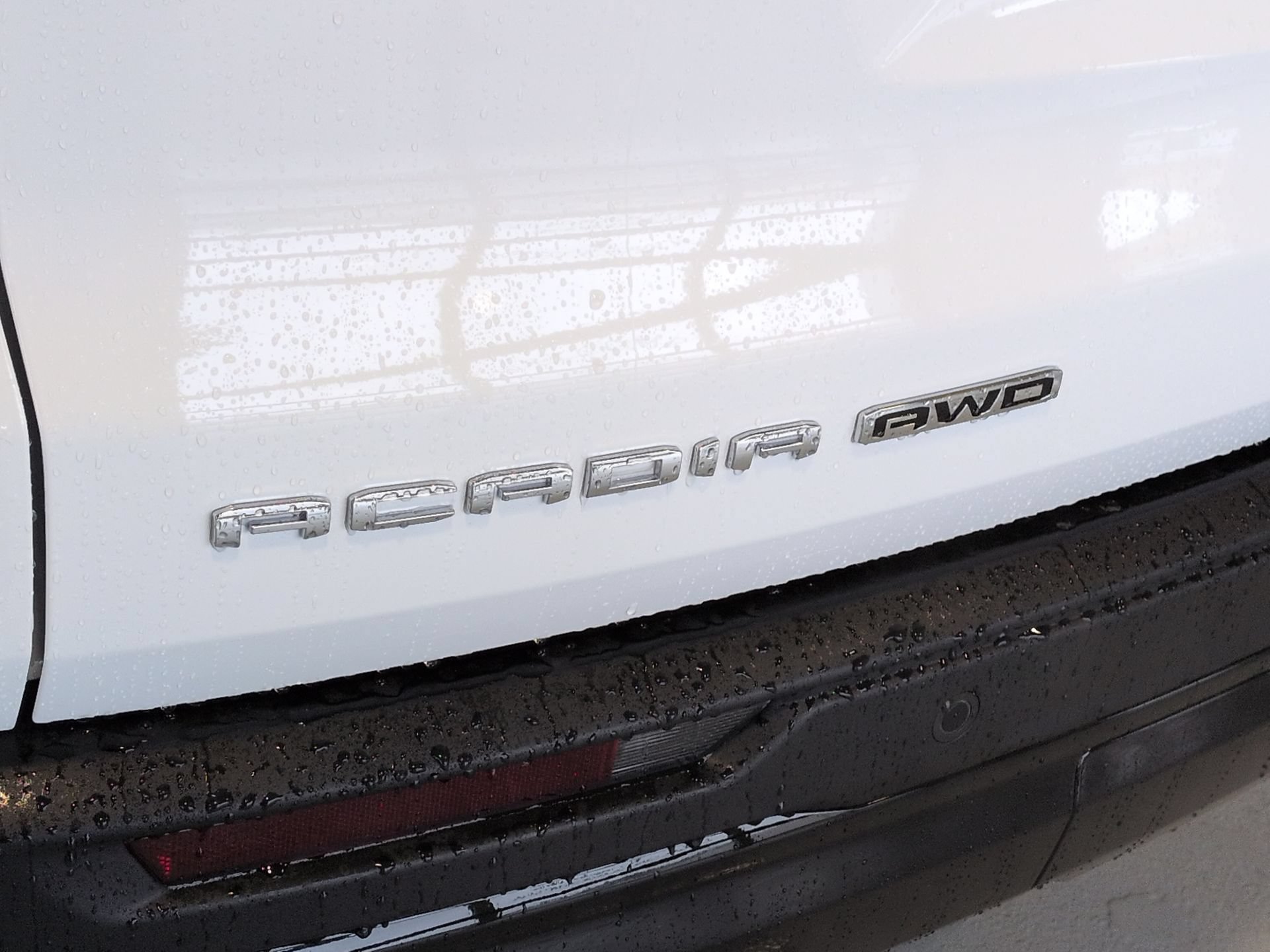 Certified 2025 GMC Acadia AT4 w/ Luxury Package AWD/4WD image 33