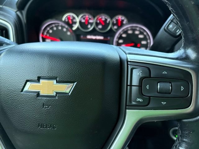 Used 2022 Chevrolet Silverado 1500 LTZ w/ LTZ Premium Package AWD/4WD image 16